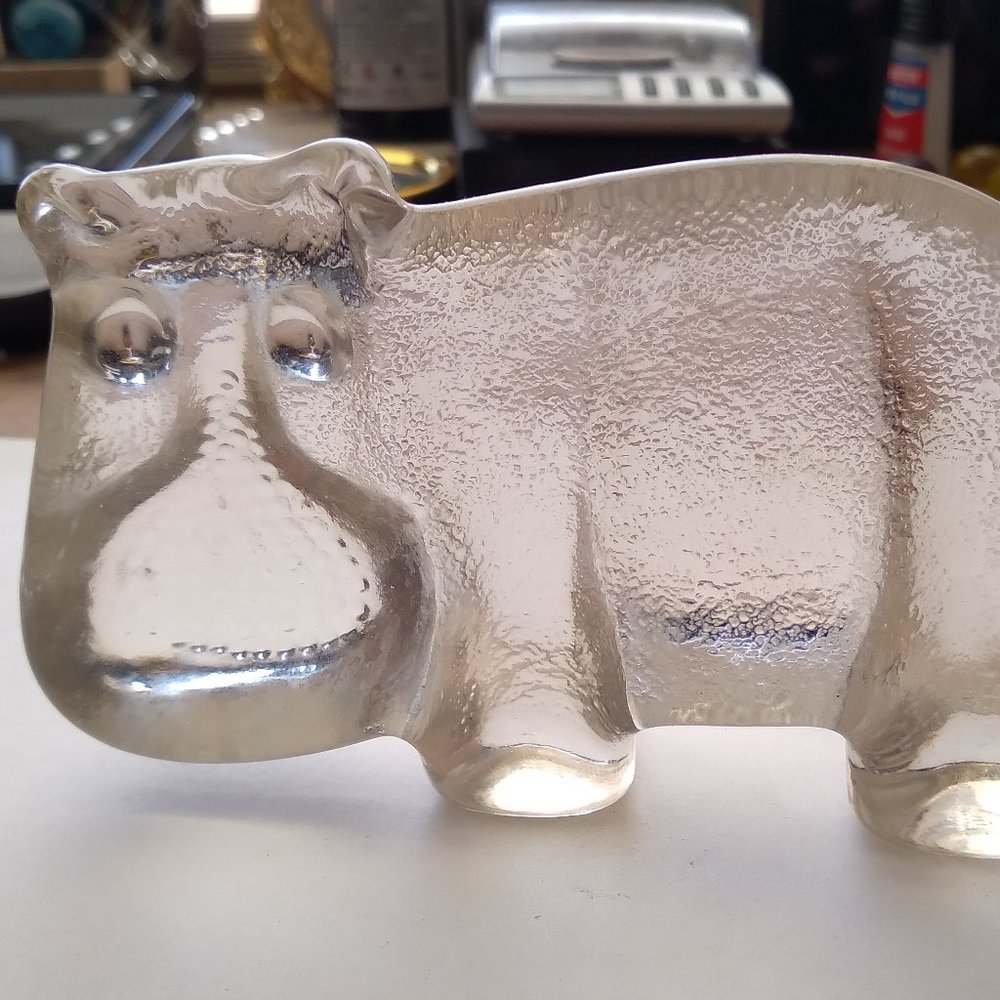 The glass hippo